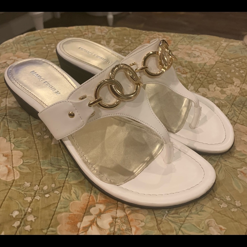 Marc Fisher White Ariana Sandals Size 9.5